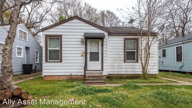 Foto del edificio - 2 br, 1 bath House - 248 E. Elmwood