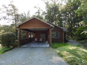 Building Photo - 207 Carolina Farm Rd