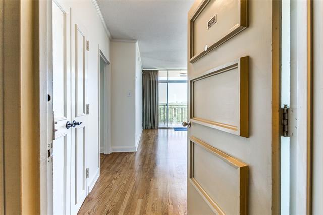 Foto del edificio - 6211 W Northwest Hwy