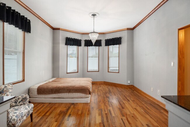 Foto del edificio - 9438 S Broadway