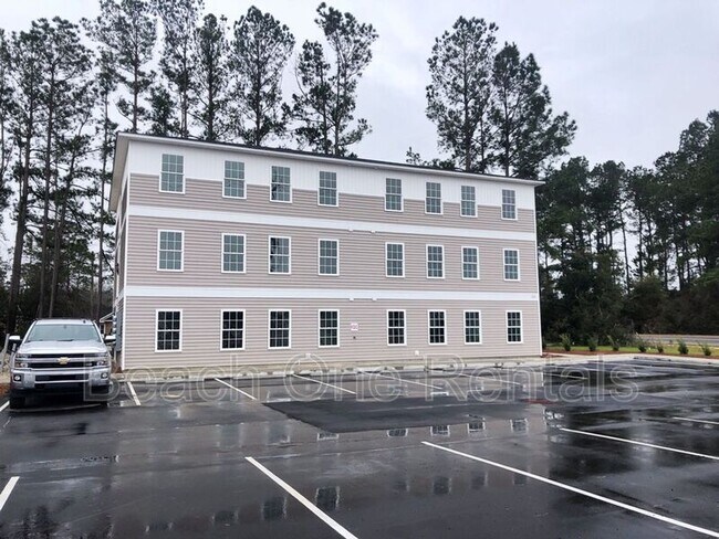 Building Photo - 1200 Hemingway Chapel Rd