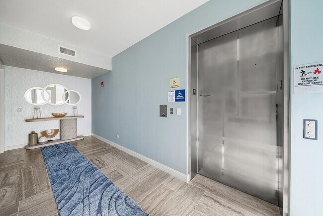 Building Photo - 3550 S Ocean Blvd