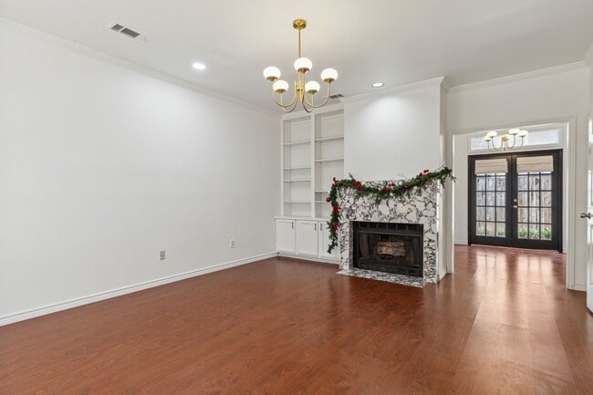 Photo - 4111 Herschel Ave Townhome