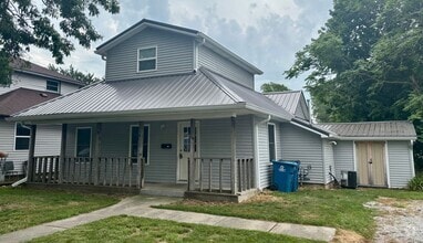 Building Photo - 516 E Silver St