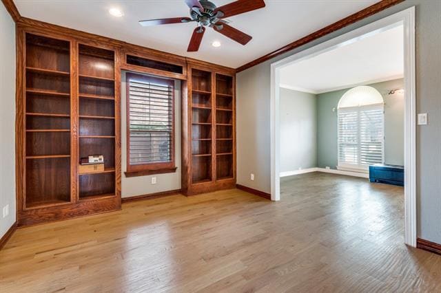 Building Photo - 702 E Peninsula Dr