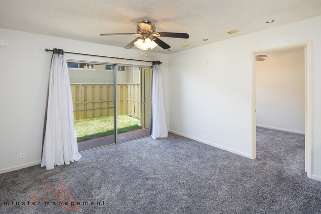 Building Photo - 94-1063-1063 Kaukahi Pl