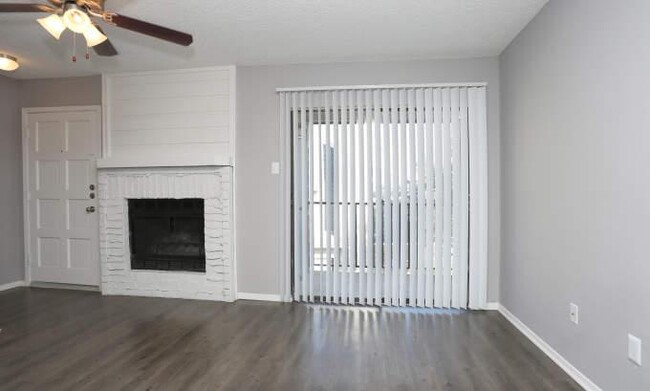 Building Photo - 2 bedroom in Garland TX 75043