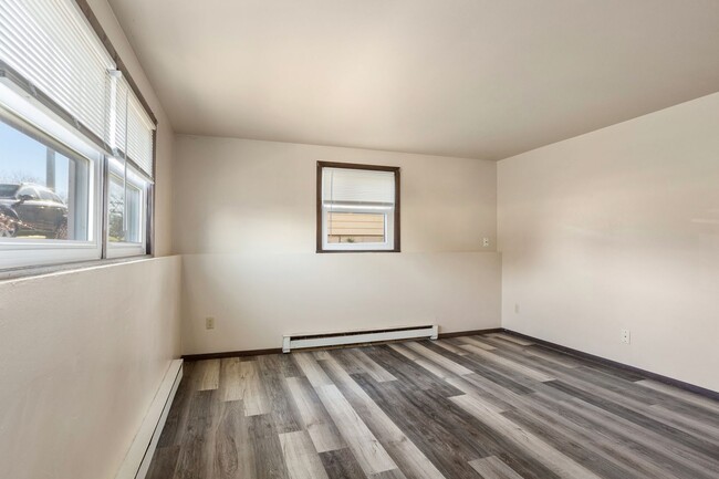 Building Photo - 545 Clement Street