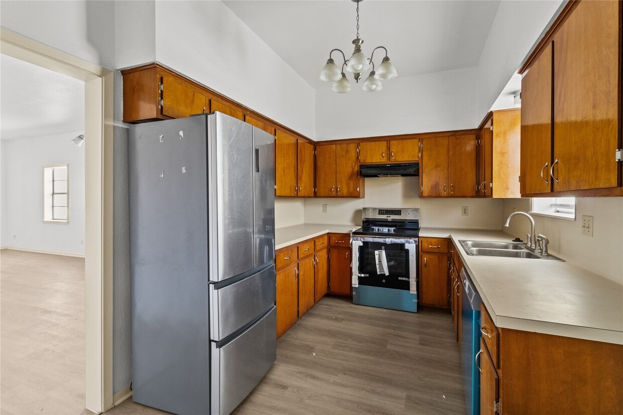 Building Photo - 1521 Avenue O