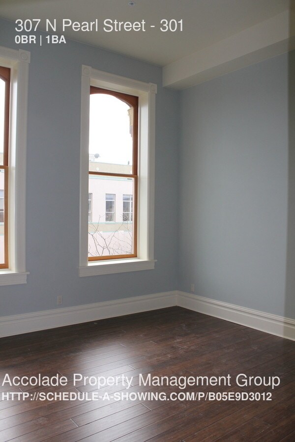 Building Photo - Brand New Downtown Ellensburg Apartment