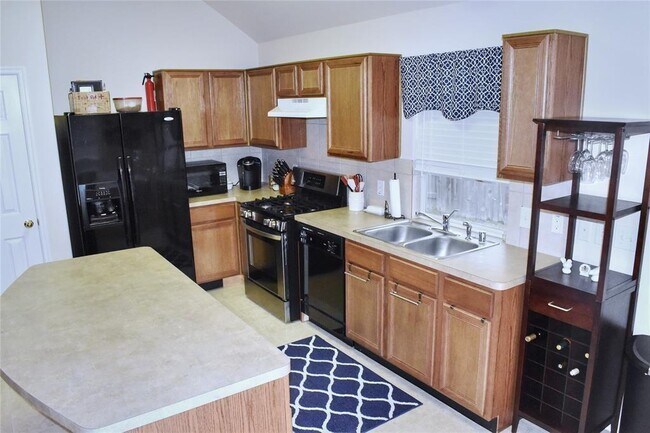 Foto del edificio - 6711 Lilacbrook Ct
