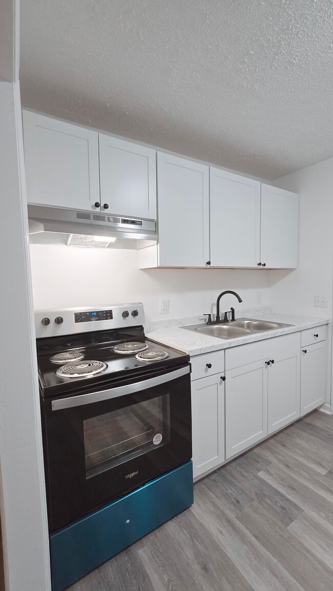 Building Photo - Monetta Apartments