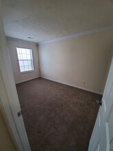 Building Photo - Lake Princess Anne Apartments