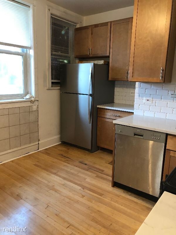 Foto del edificio - 4738 N Talman Ave