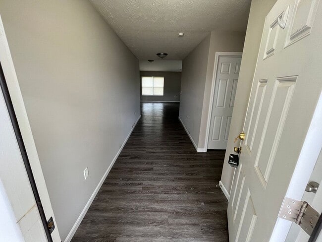 Foto del edificio - 2025 Waynedale Ct 3BR/2BA (Middletown)