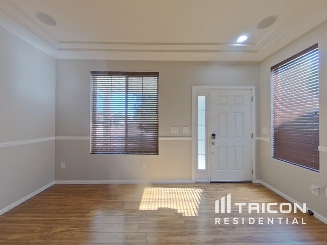Building Photo - 7583 Talus Ridge Dr