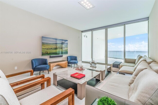 Foto del edificio - 16901 Collins Ave