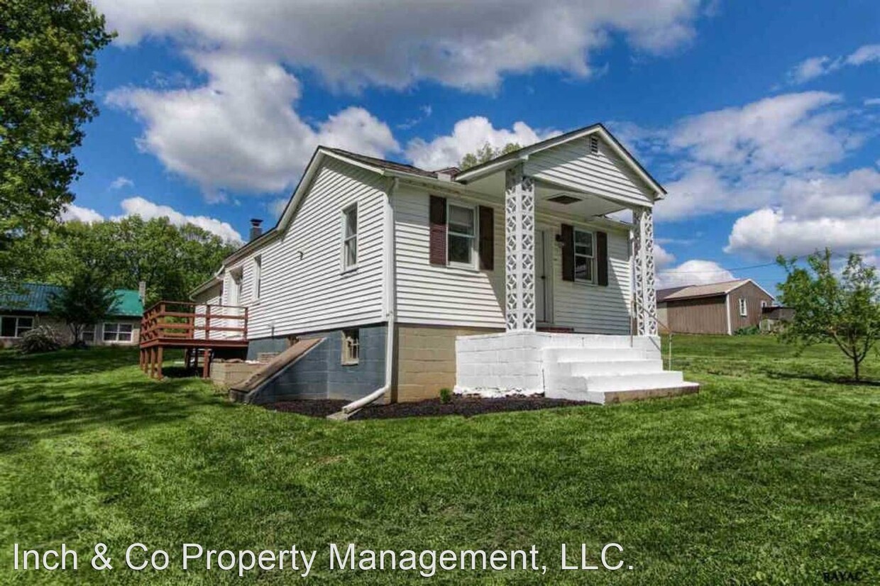 Primary Photo - 3 br, 1 bath House - 1063 Snyder Corner Road