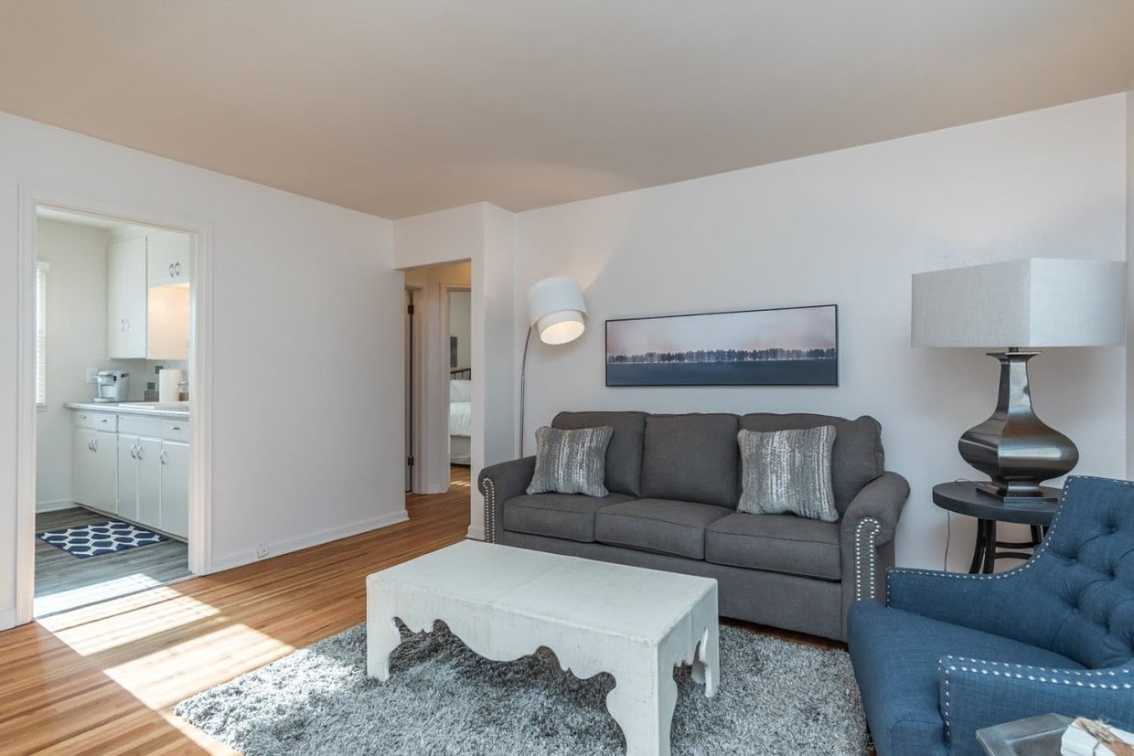 1702 S Phillips Ave Unit 2, Sioux Falls, SD 57105 Condo for Rent in