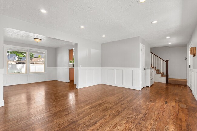 Foto del edificio - 538 Creek View Rd