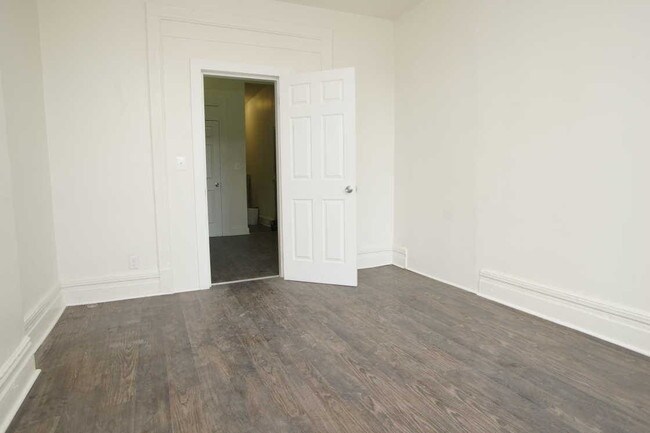 Foto del edificio - 686 E 234th St
