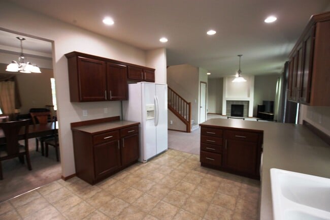 Building Photo - Stanwood Beauty for rent 4 bedroom 2.5 bath