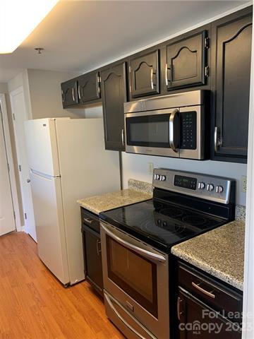 Foto principal - 1649 Arlyn Cir