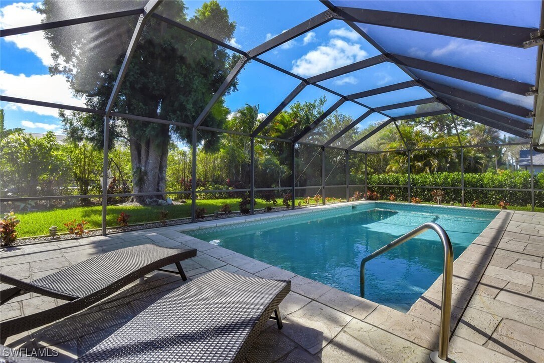 Foto principal - 2328 Clipper Way