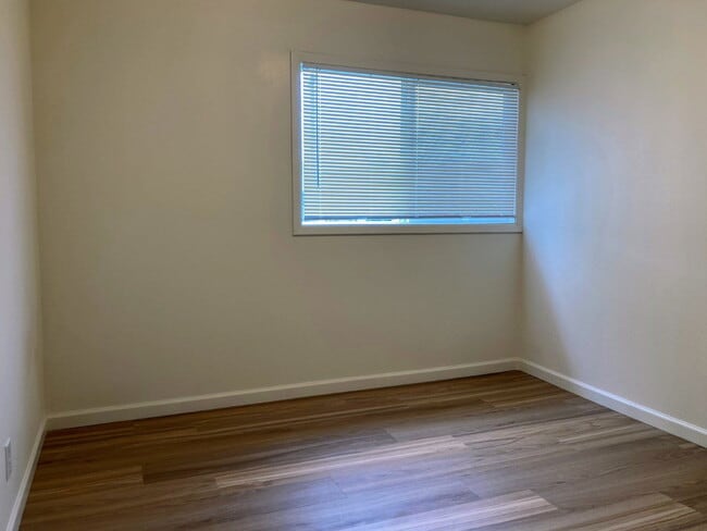 Foto del edificio - 775 NE Alameda Ave