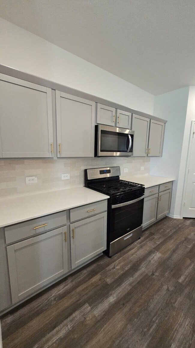 Foto del edificio - 15703 Majestic Evergreen Wy