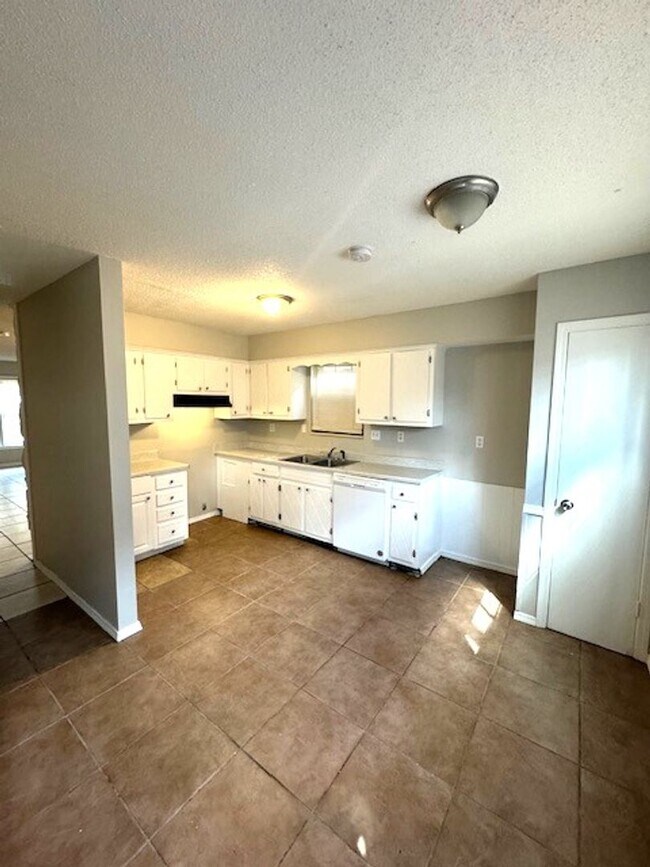 Foto del edificio - Very Nice Townhome in Whitehaven