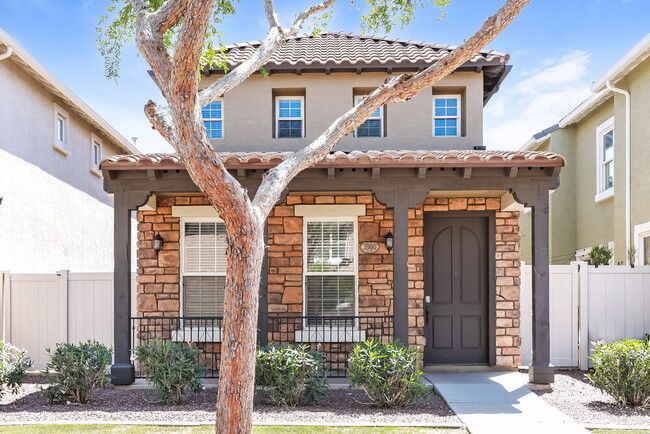 Building Photo - 3900 E Gideon Way