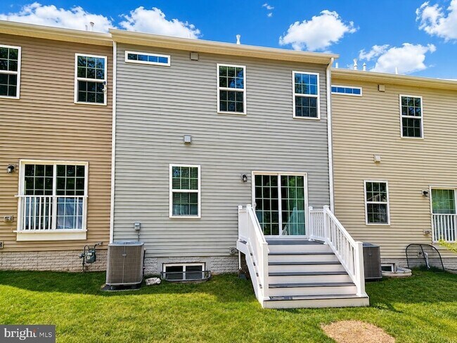 Foto del edificio - 340 Paca Gardens Ln