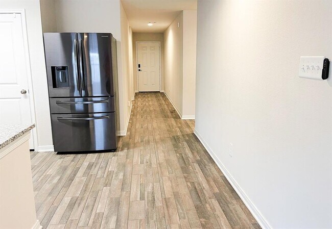 Building Photo - 15674 Briar Forest Dr