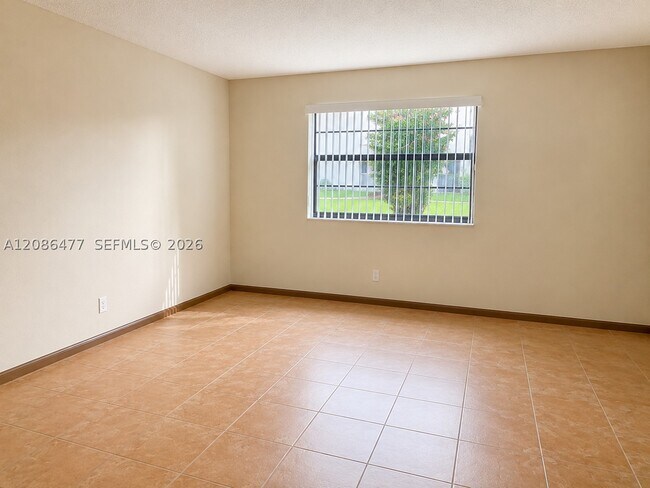 Foto del edificio - 10501 W Broward Blvd