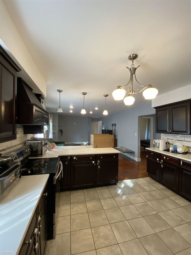 Foto principal - 142 Warren St
