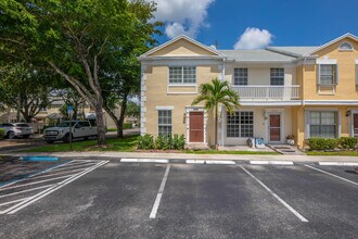 Building Photo - 2900 Dorchester Ln