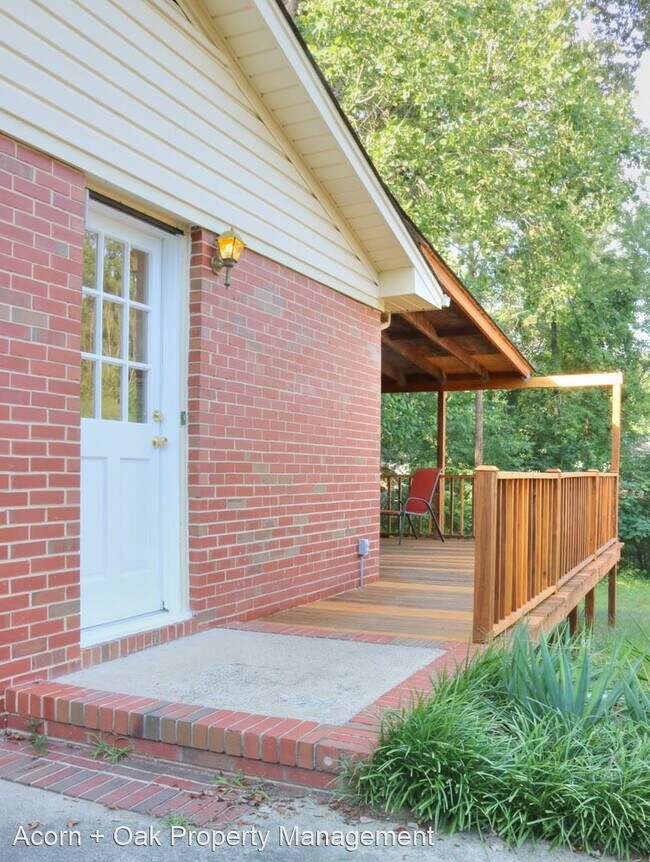 Building Photo - 3 br, 2 bath House - 2640 Barwick Dr.
