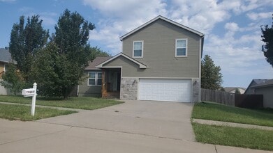 Building Photo - 8837 Marigold Ln