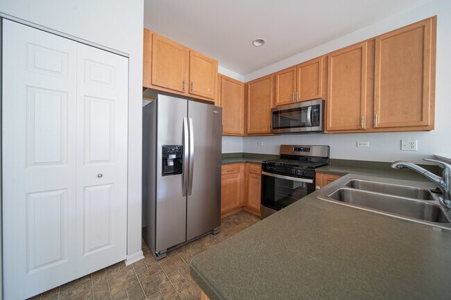 Foto del edificio - 1450 Prescott Dr