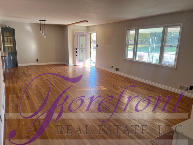 Foto del edificio - 3120 S Poplar St