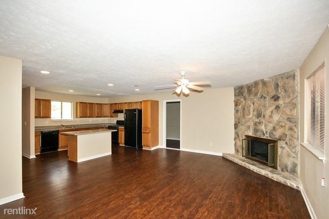 Foto del edificio - 3 br, 2 bath House - 4035 BIG VALLEY Trail