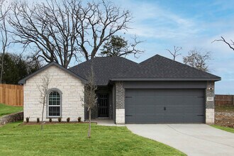 Building Photo - 2058 Peppermint Ln