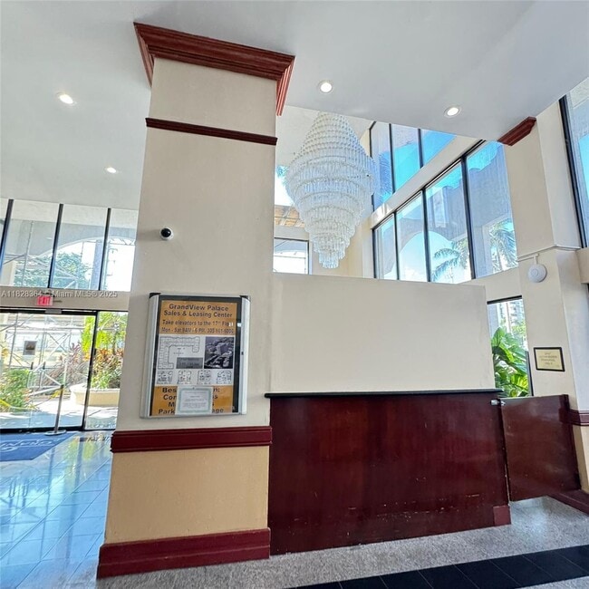 Building Photo - 7601 E Treasure Dr