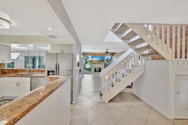 Building Photo - 22842 Ironwedge Dr