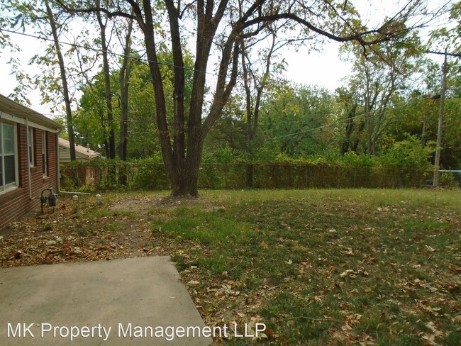 Foto del edificio - 4 br, 2 bath House - 2075 Tecumseh