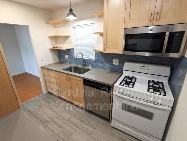 Foto del edificio - 5311 Allan St