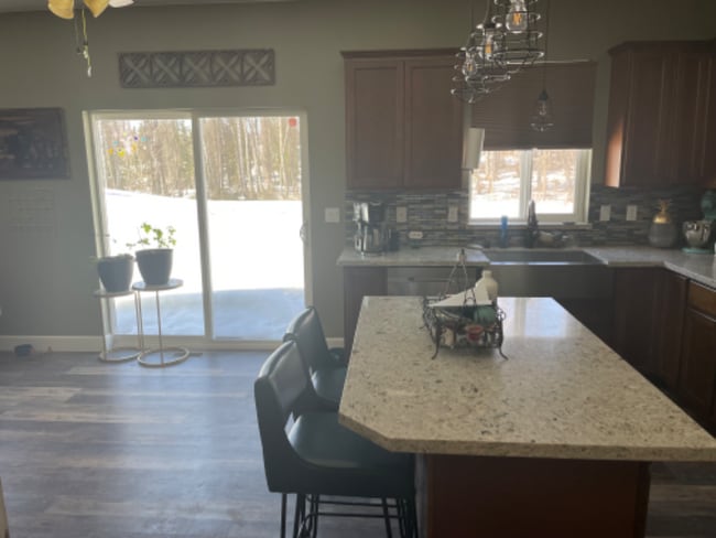 Building Photo - 4636 S Carillon Dr