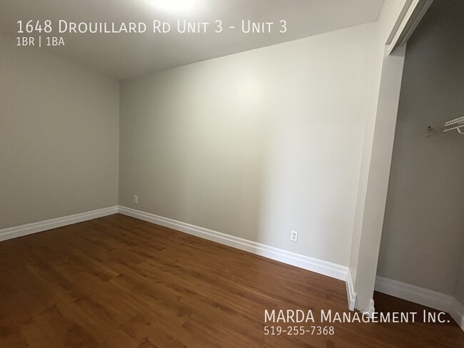 Photo du bâtiment - NICELY RENOVATED BACH APT IN FORD CITY $75...