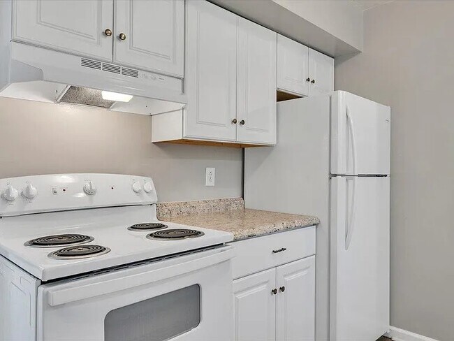 Foto del edificio - 3433 Garden City Blvd SE